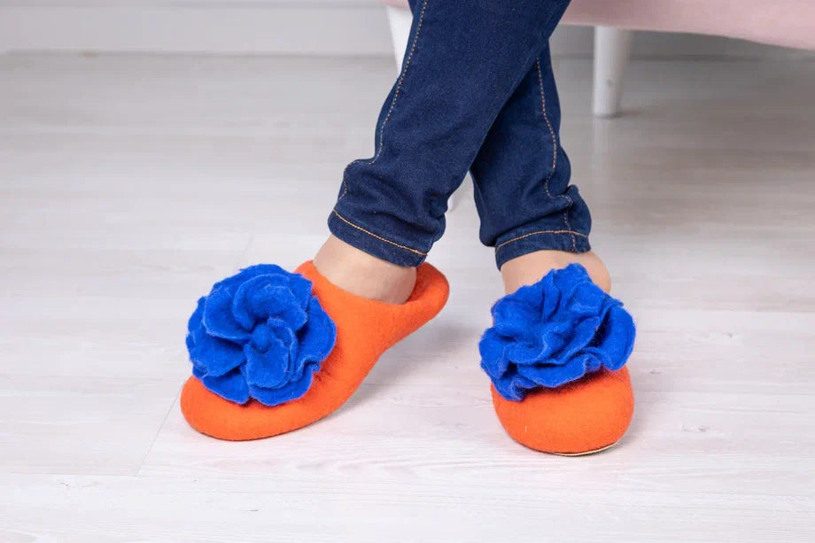 ArtSlippers Faitrade Filzpantoffeln aus Kirgisistan Orange