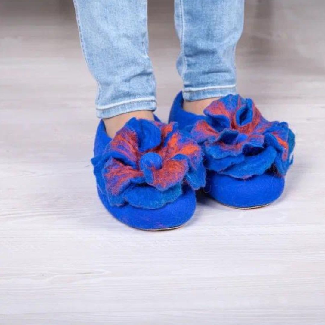 ArtSlippers Faitrade Filzpantoffeln aus Kirgisistan Blau